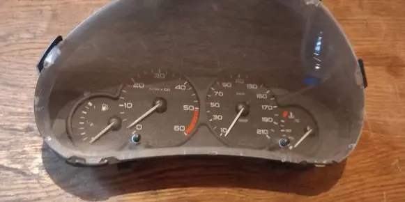 Citroen Berlingo Speedometer (instrument cluster) 9656696080
