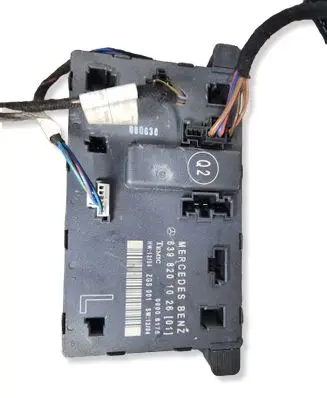 Mercedes-Benz Vito Viano W639 Door control unit/module 6398201026 00006176