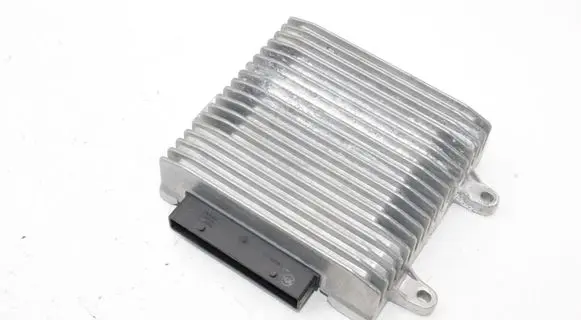 Audi TT TTS Mk2 Sound amplifier 8J0035223F