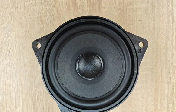 BMW 8 G16 Panel speaker 2622468