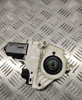 Audi A6 Allroad C6 Front door window regulator motor 4F0959802D 41095802