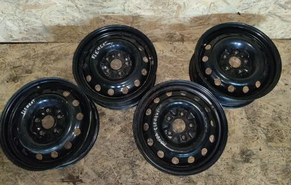 Honda Element R16 steel rim X66018