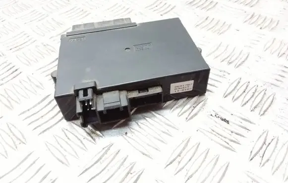 Volvo XC90 Seat control module 8691707