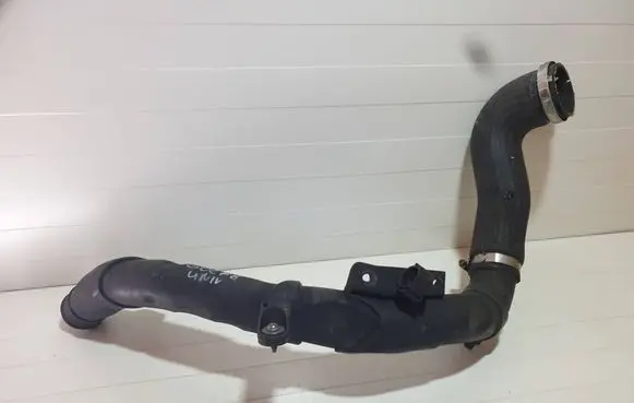 Intercooler hose/pipe
