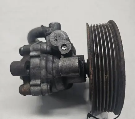 KIA Sorento Power steering pump
