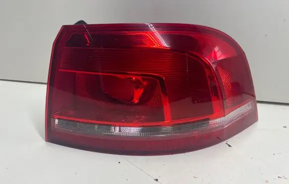 Volkswagen PASSAT B7 Rear/tail lights 3AF945096A 605002BA E12990