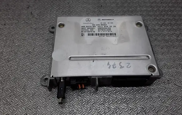 Mercedes-Benz E W211 Bluetooth control unit module A2118703226