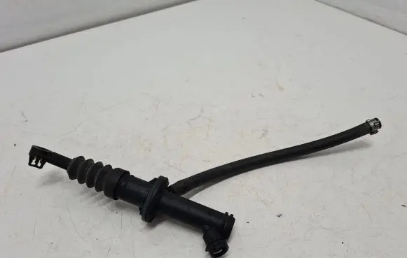 Renault Kangoo II Clutch slave cylinder 8200492742 8200492742C