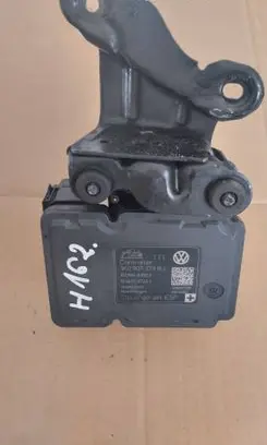 Skoda Octavia Mk2 (1Z) ABS Pump 1K0907379BJ