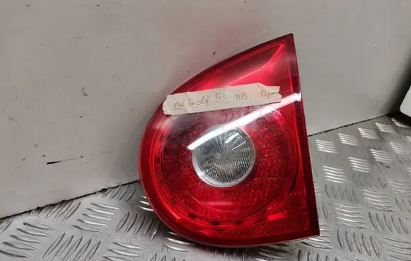 Volkswagen Golf V Tailgate rear/tail lights 1K6945094E