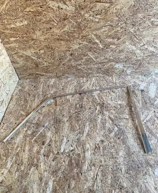 Mercedes-Benz W123 Front door glass trim molding