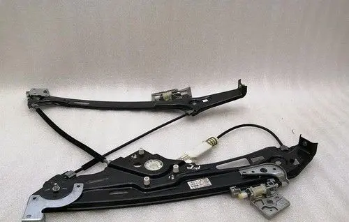 Mercedes-Benz CLS C219 Front door window regulator with motor A2197201046