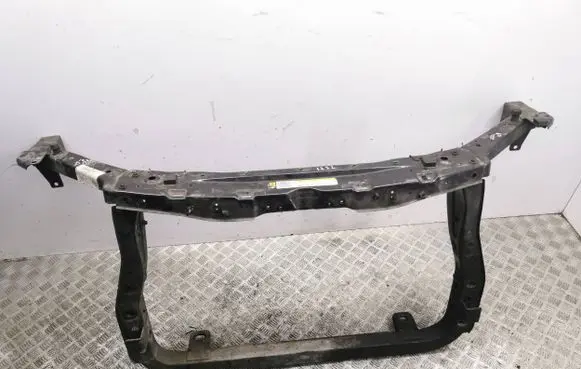 Jeep Grand Cherokee Radiator support slam panel