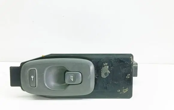 Volvo V70 Electric window control switch 8682837 MP432300066