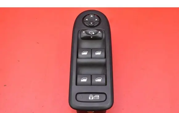 Peugeot 508 RXH Electric window control switch 98026370ZD