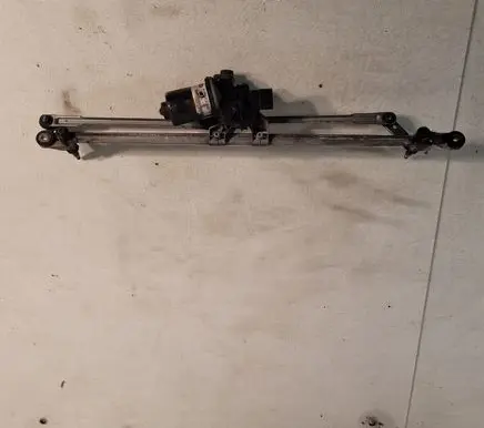 Land Rover Range Rover Sport L320 Front wiper linkage and motor DLB000141 DLB000142