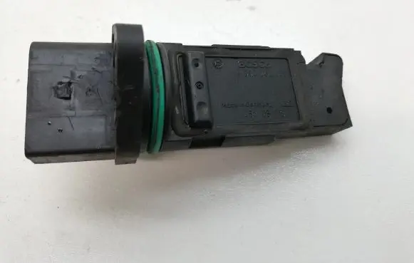 Audi A4 S4 B7 8E 8H Mass air flow meter F00C2G2055