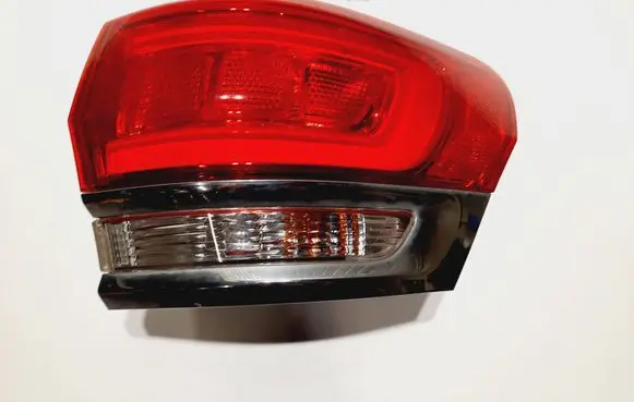 Rear/tail lights