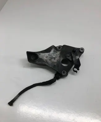 BMW 1 E81 E87 Engine mounting bracket 6775041 59280110 AIS19C03