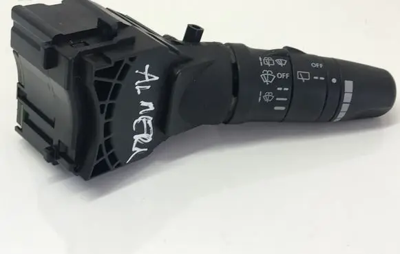 Nissan Almera N16 Wiper control stalk 25260AV770