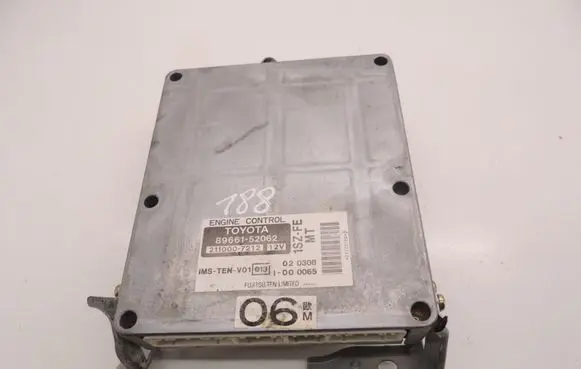 Toyota Yaris Engine control unit/module 8966152062 2110007212 D188