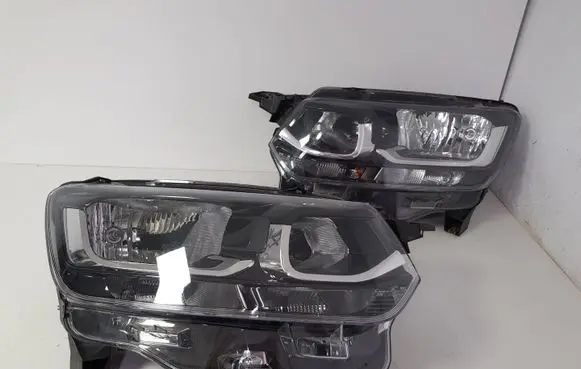 Toyota ProAce City Headlights/headlamps set 9835780580 9835780680
