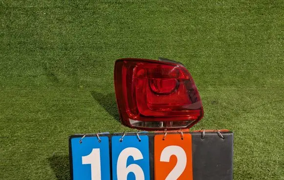 Volkswagen Polo V 6R Rear/tail lights 