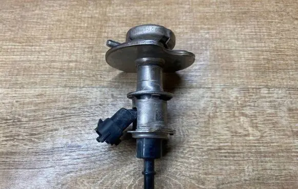 Jaguar F-Pace AdBlue injector MX73189E3AA