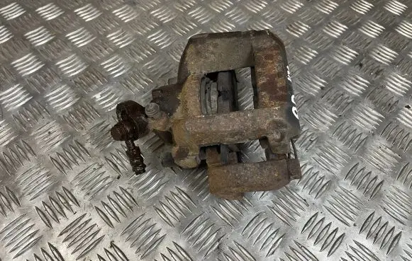 Peugeot 508 Front brake caliper