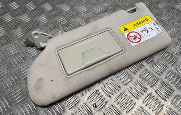 Mitsubishi Outlander Sun visor