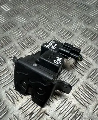 Tailgate/trunk/boot lock/catch/latch