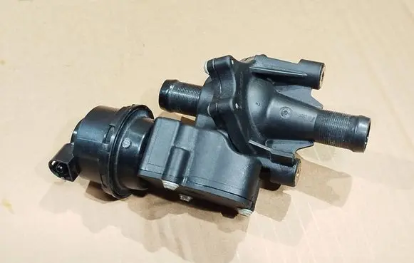 Renault Master III Electric auxiliary coolant/water pump 922304507R