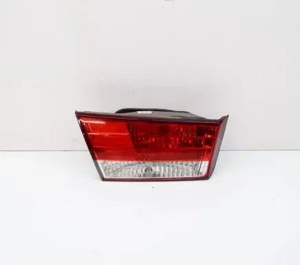 Hyundai Sonata Tailgate rear/tail lights