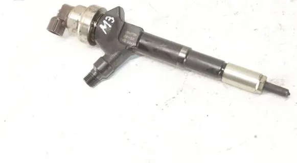 Opel Mokka Fuel injector 55567729 10Q06429