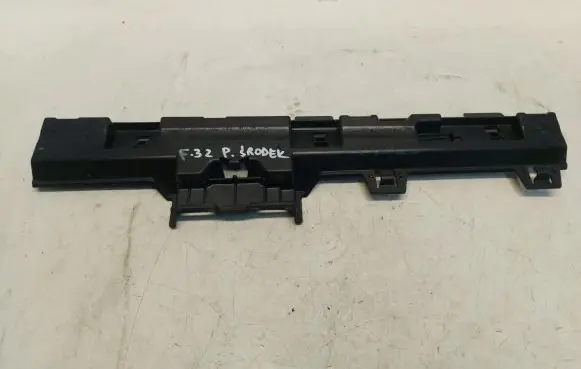 BMW 4 F32 F33 Other sill/pillar trim element 7285792
