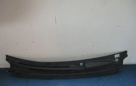 KIA Carens I Wiper trim 86151-1D000