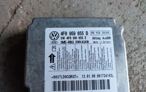 Audi A6 S6 C6 4F Airbag control unit/module 4F0959655B