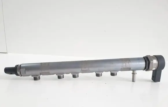BMW 3 E90 E91 Fuel main line pipe 780912701 0445214182