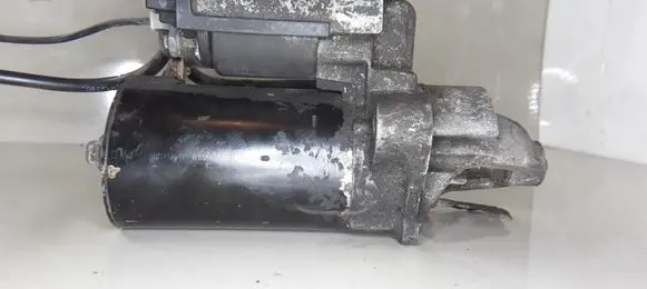 Audi A6 S6 C4 4A Starter motor 1005821966 0001108174