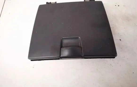 Glove box