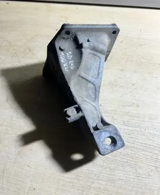 BMW 3 E46 Engine mounting bracket 1095084
