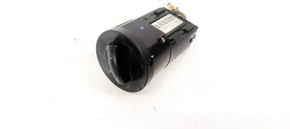 Volkswagen Polo IV 9N3 Light switch 6Q0941531P