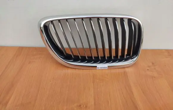 BMW 2 F22 F23 Front bumper upper radiator grill 7464482