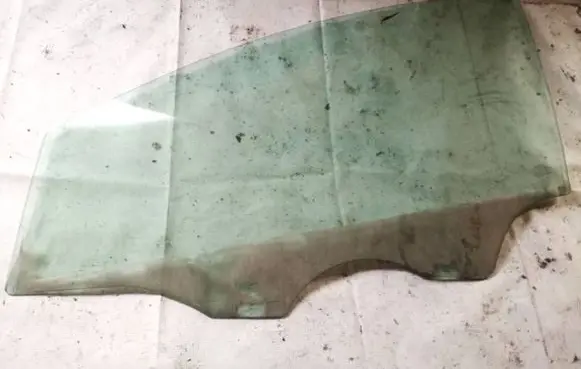 Seat Toledo III (5P) Front door window glass four-door as2