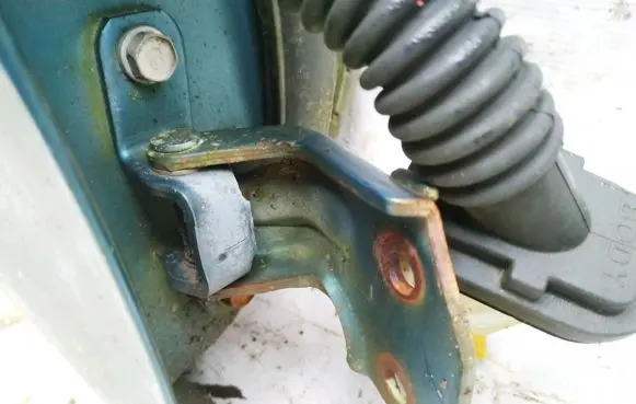 Mazda 626 Front door upper hinge