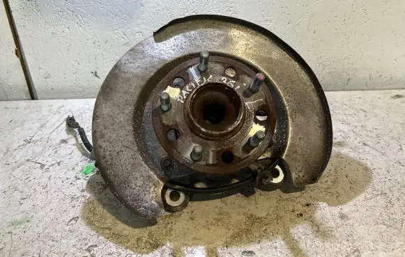 Chrysler Pacifica Rear wheel hub