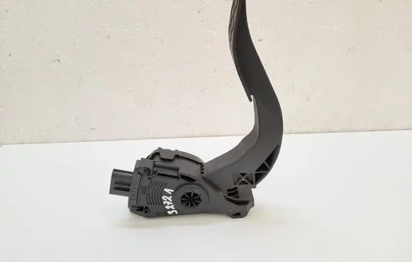 Audi A4 S4 B8 8K Accelerator throttle pedal 8K1721523 6PV00950500
