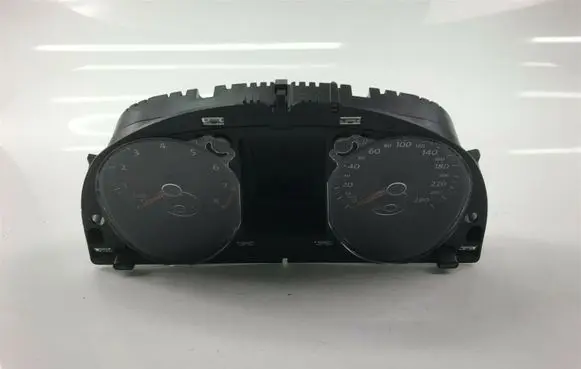 Volkswagen PASSAT CC Speedometer (instrument cluster) 3C0920871Q P2744