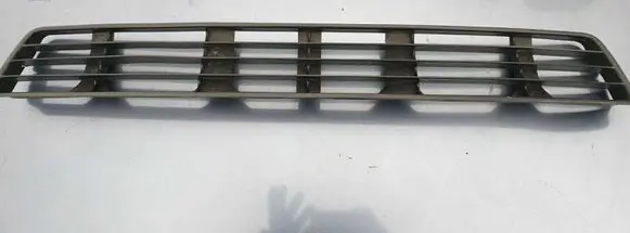 Audi A4 S4 B5 8D Front bumper lower grill 8D0807683