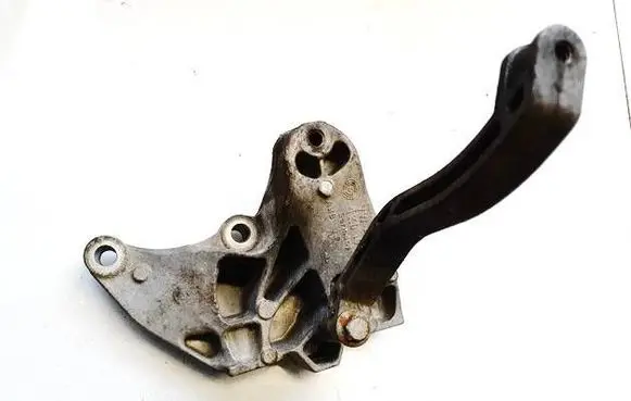 Volkswagen PASSAT B6 Engine mounting bracket 1k0199117a